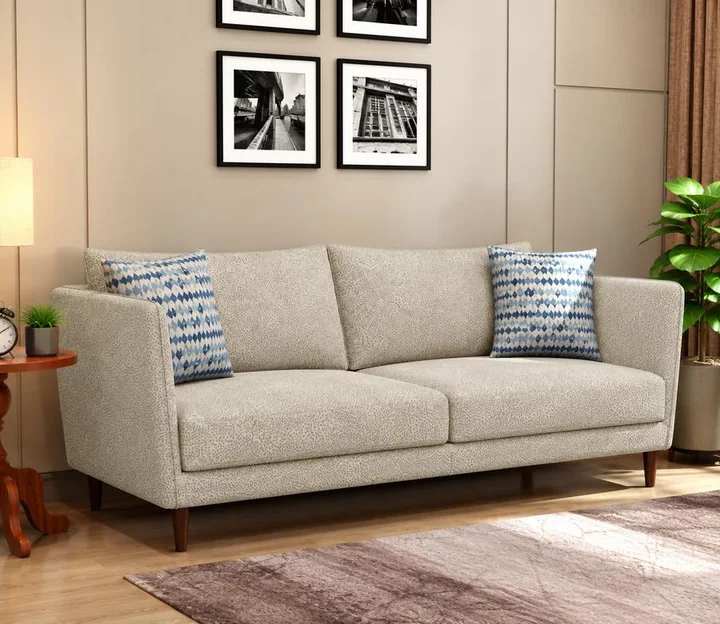 Rome SR 43 on a sofa