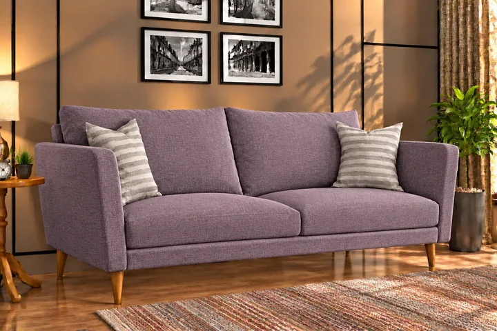 Stellar SR 11 on a sofa